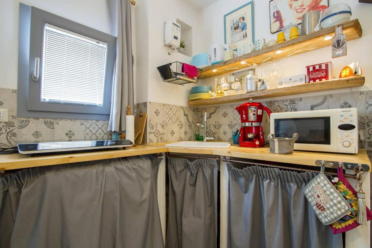 オストゥーニ A Casa Di Rosyヴィラ エクステリア 写真